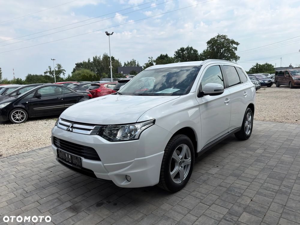 Mitsubishi Outlander 2.2 DID Intense + - 7