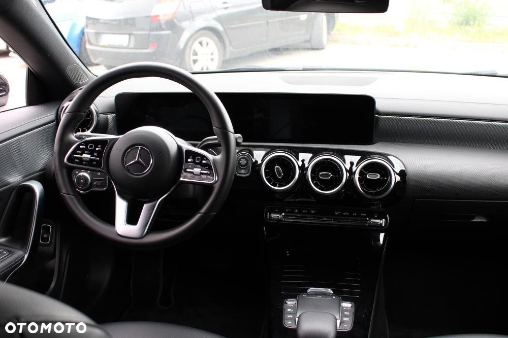 Mercedes-Benz CLA - 28