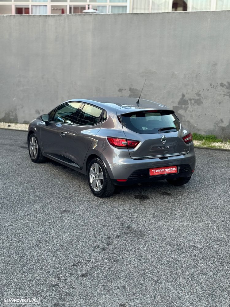 Renault Clio 0.9 TCE Dynamique S - 10