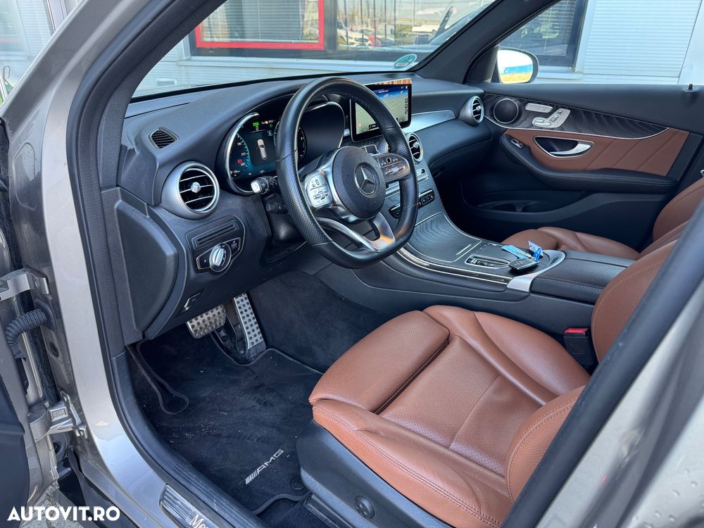 Mercedes-Benz GLC - 21