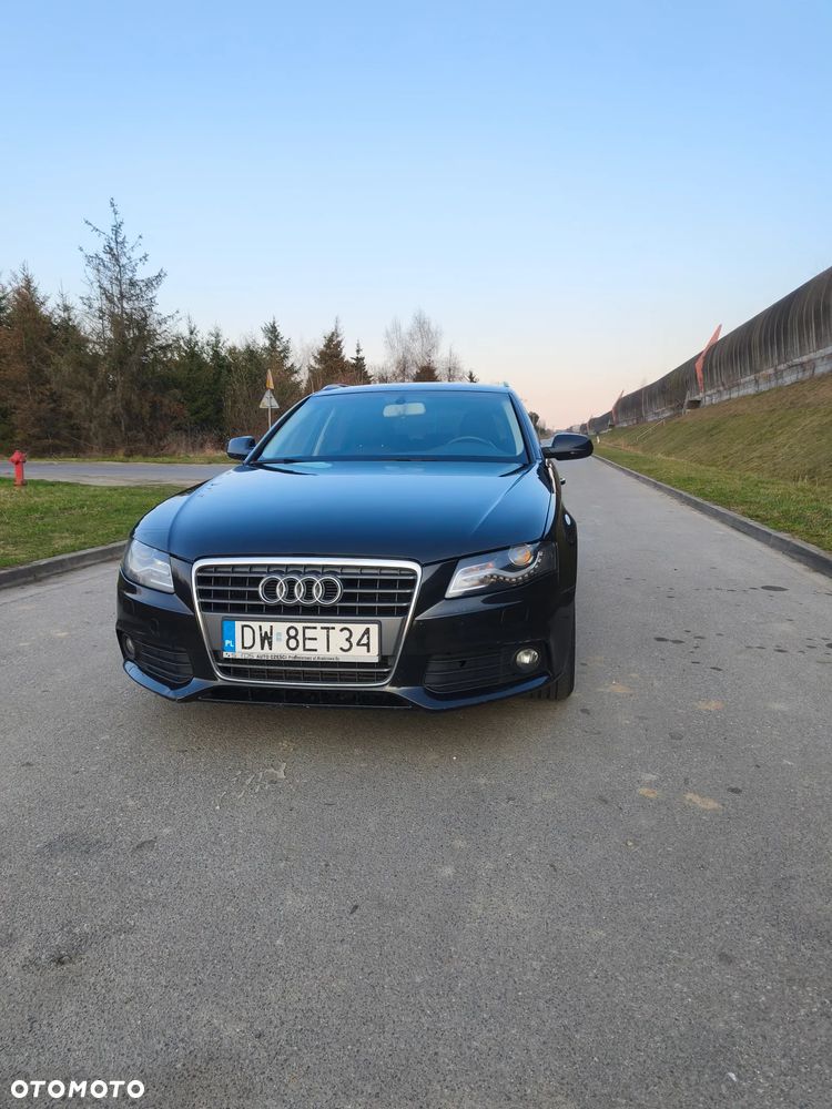 Audi A4 Avant 2.0 TDI DPF Attraction - 2