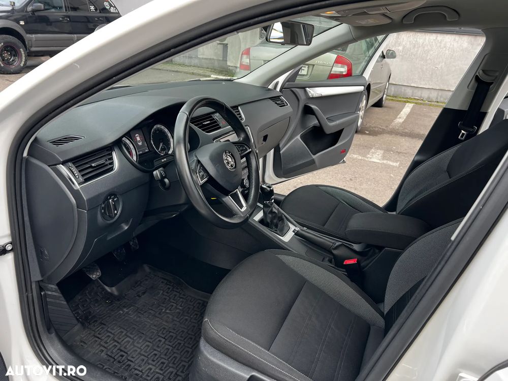 Skoda Octavia 1.6 TDI Style - 12