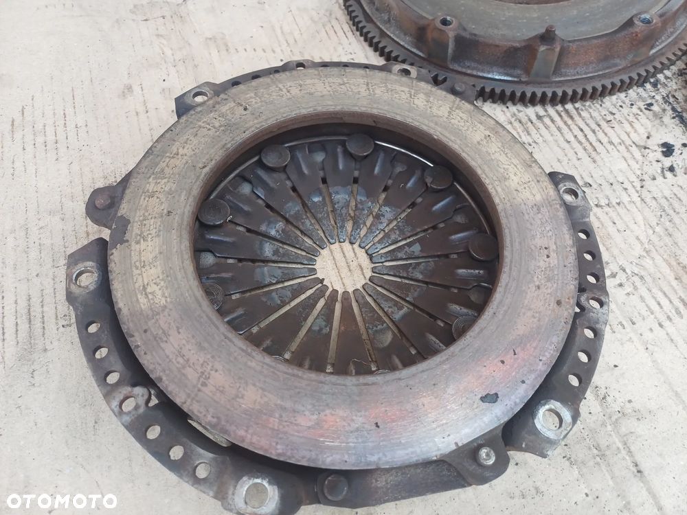 Koło zamachowe sprzęgło Citroen Berlingo III 1.6 VTi 9800251080 - 8