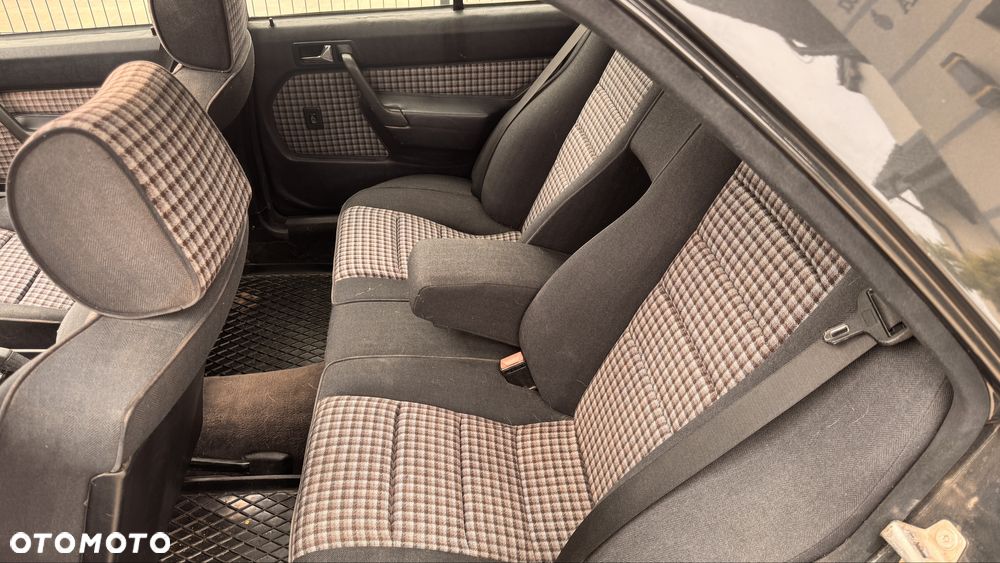 Mercedes-Benz Inny - 5