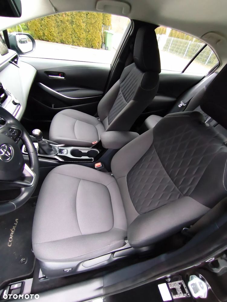 Toyota Corolla 1.5 Comfort - 9