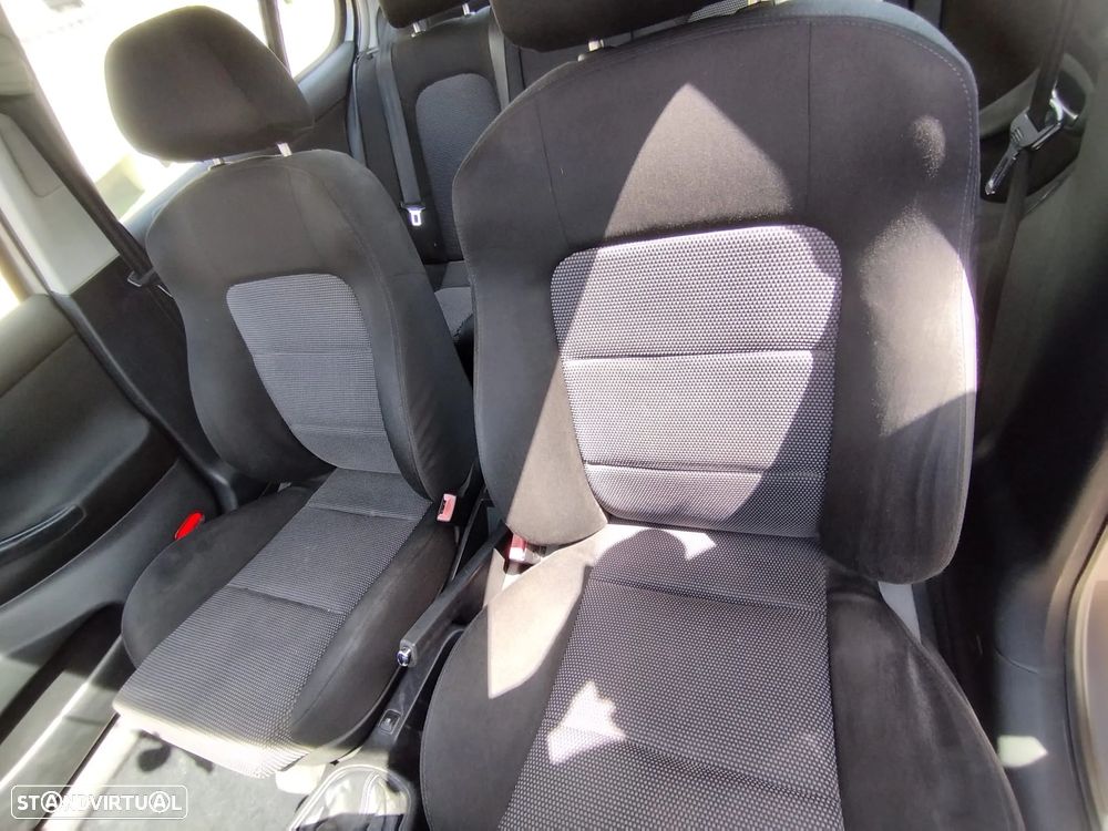 SEAT Leon - 4