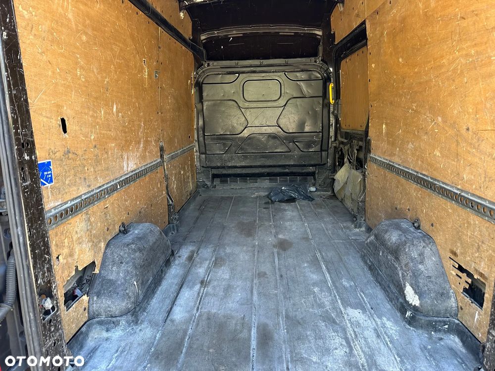 Ford Transit - 8