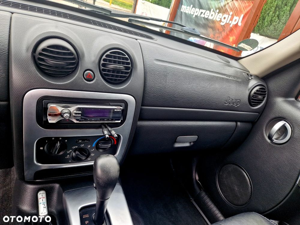 Jeep Cherokee 3.7 Limited - 16