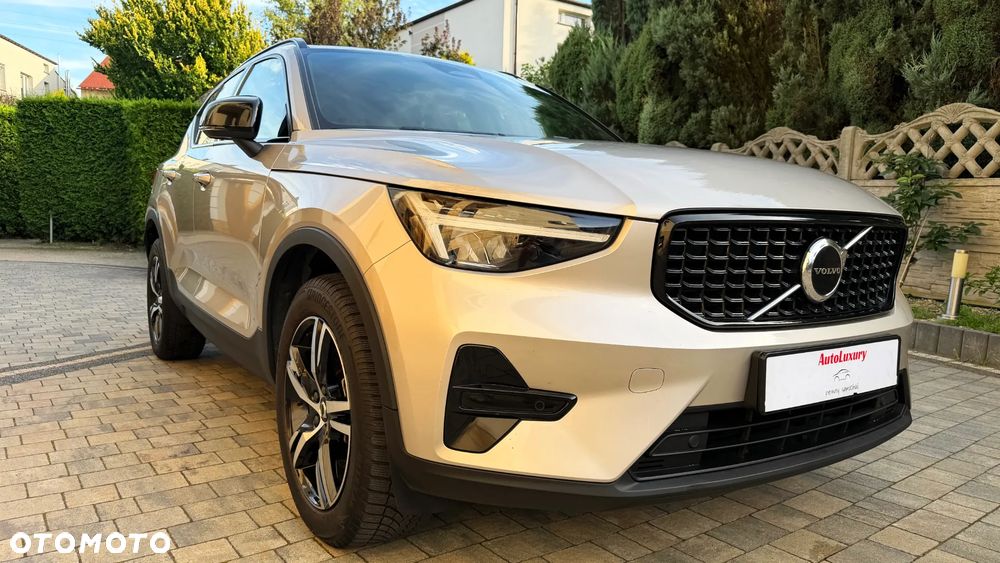 Volvo XC 40 B3 B DKG Ultra Black Edition - 13