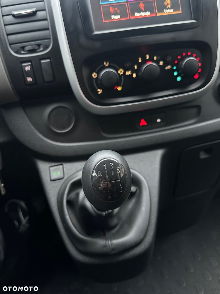 Renault Trafic - 19