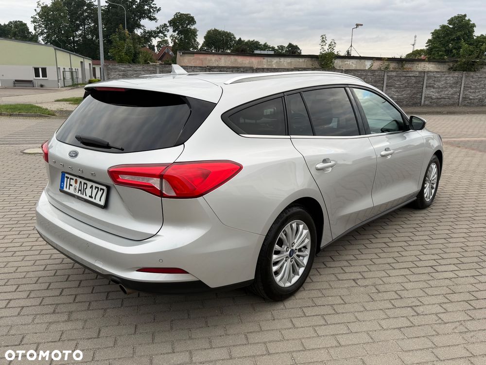 Ford Focus 2.0 EcoBlue Titanium Business - 25