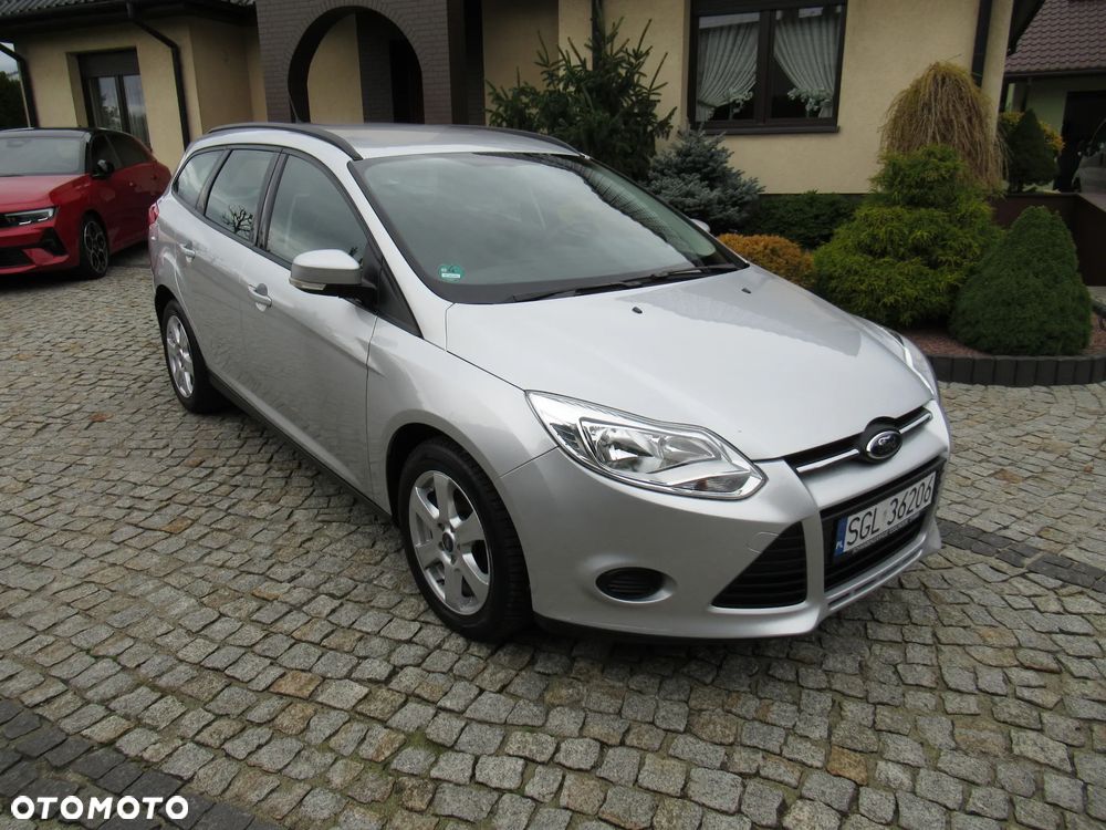 Ford Focus 1.6 Ambiente - 14