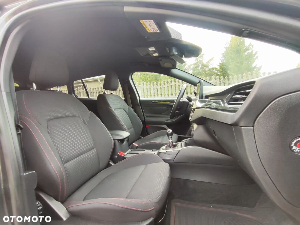 Ford Focus 1.5 EcoBoost ST-Line Black ASS - 17
