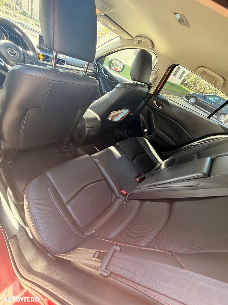 Mazda 3 G120 Revolution Top - 8