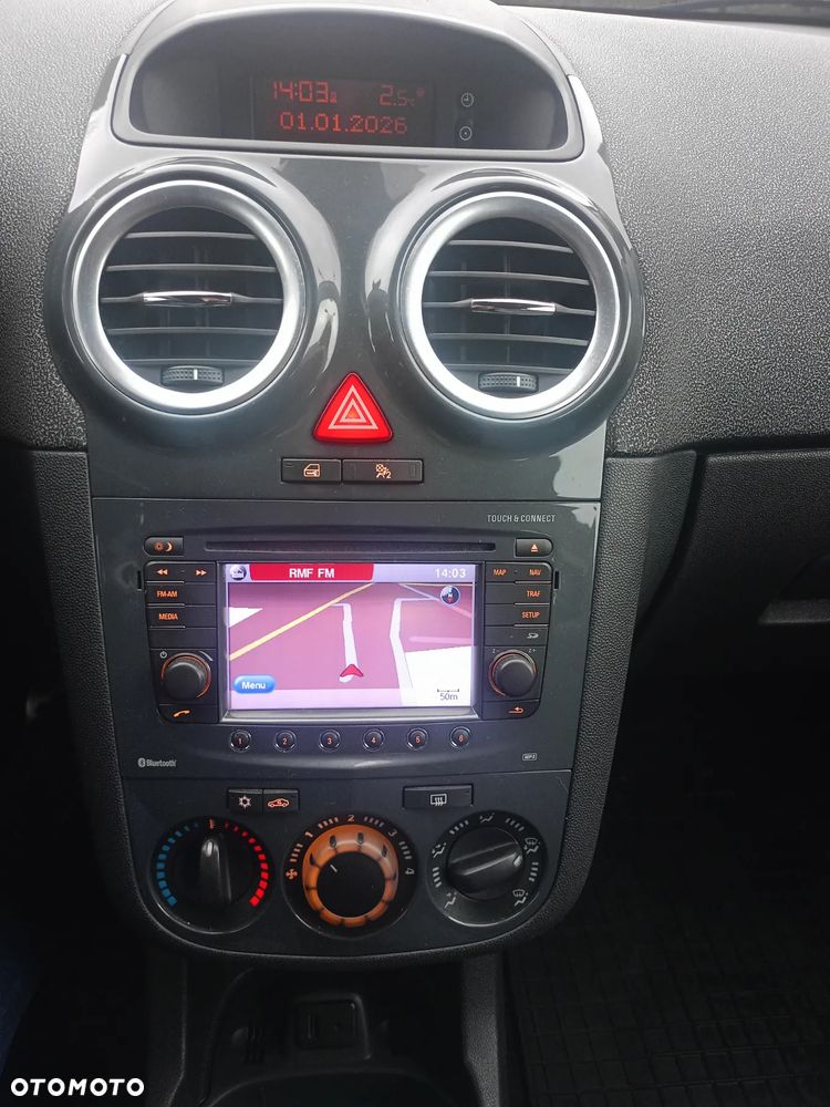 Opel Corsa 1.4 16V Color Edition - 17