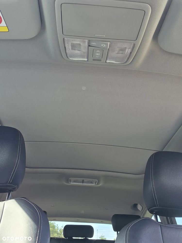 Toyota Avensis 2.0 Prestige MS - 40