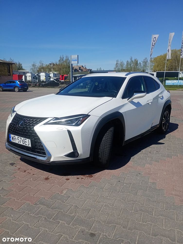 Lexus UX - 2