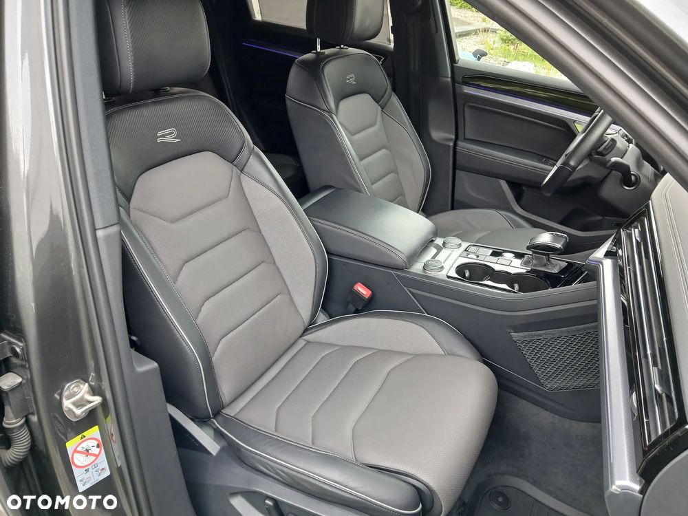 Volkswagen Touareg 3.0 V6 TDI 4Motion R-Line - 17