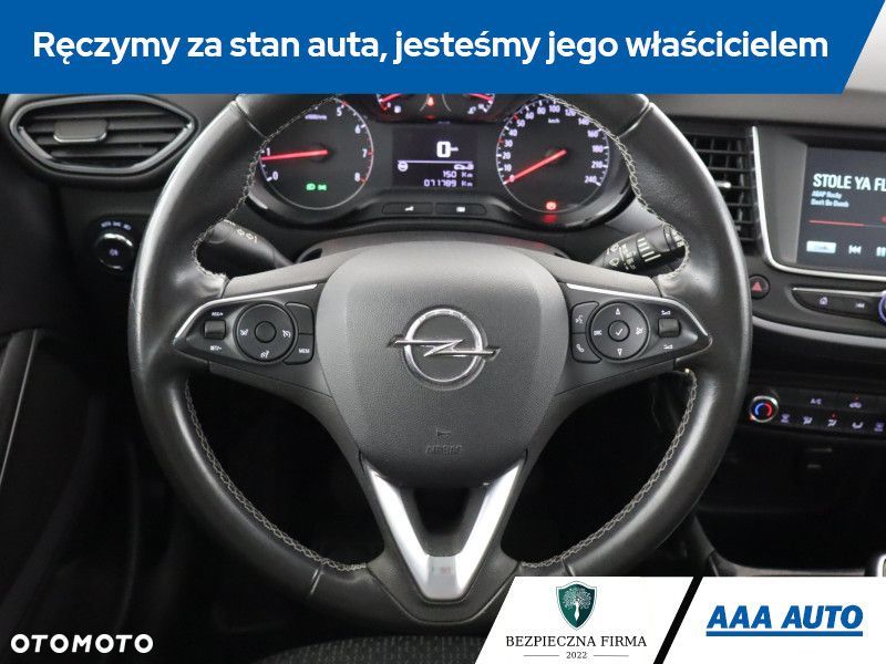 Opel Crossland X - 17