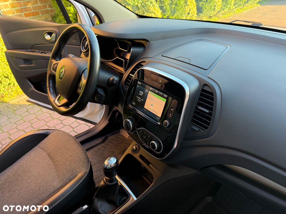 Renault Captur 1.2 Energy TCe XMOD - 22