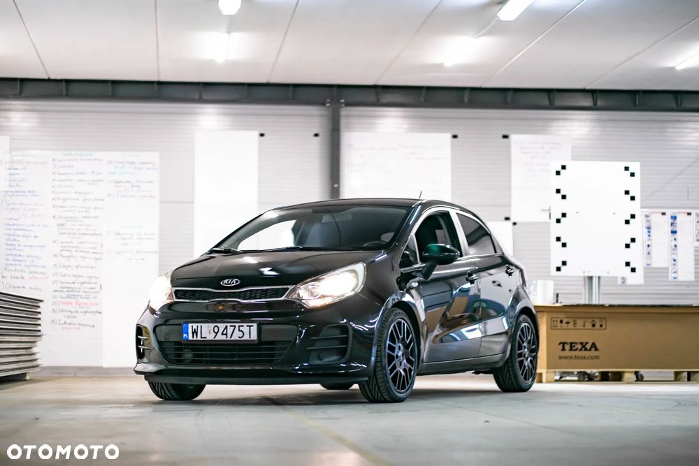 Kia Rio - 1