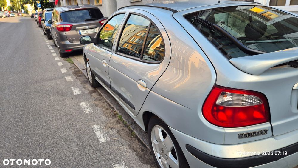 Renault Megane 1.6 - 2