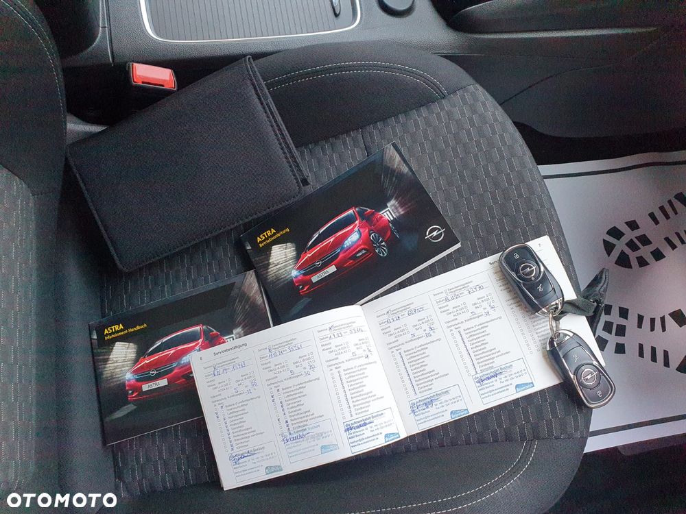 Opel Astra 1.4 Turbo Innovation - 16