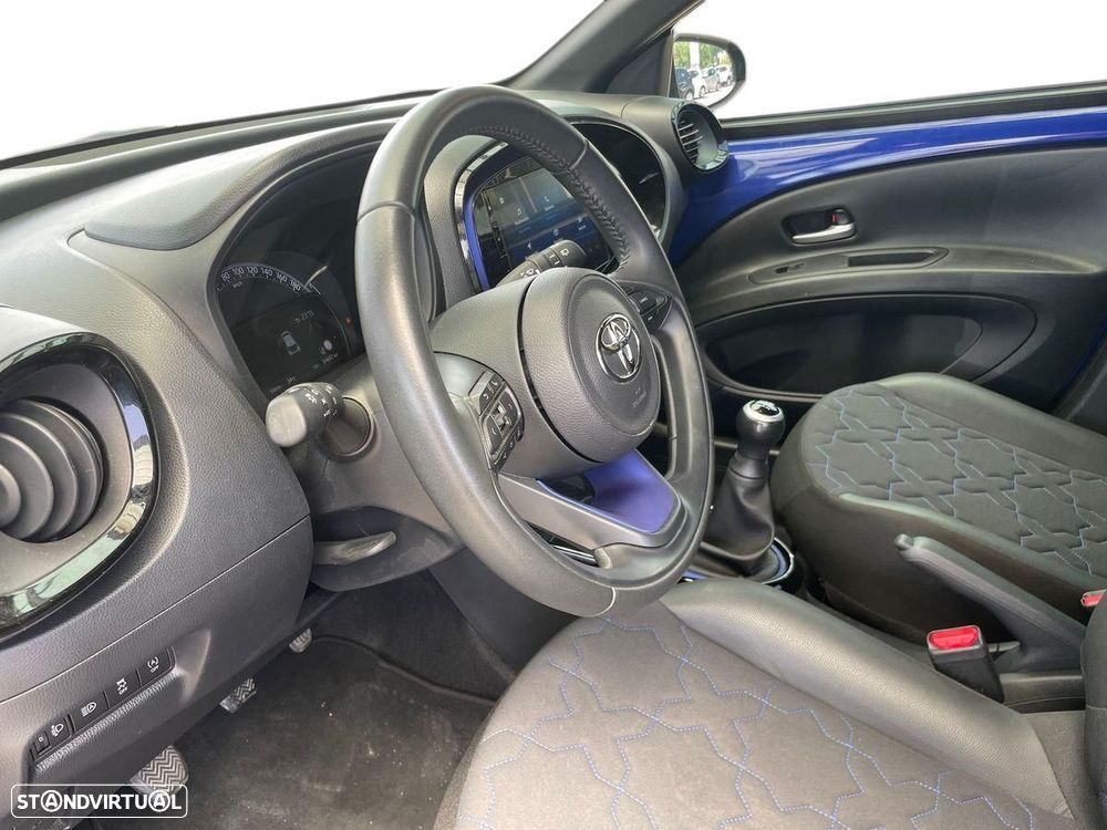 Toyota Aygo X 1.0 Envy - 12