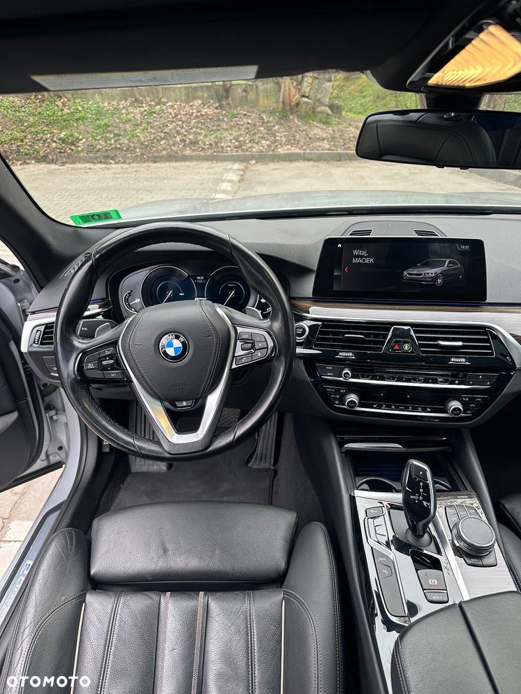 BMW Seria 5 530e iPerformance xDrive Sport - 10