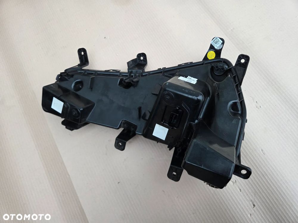 Światło do jazdy dziennej DRL LED prawy Citroen DS7 LIFT    9853582080 - 8
