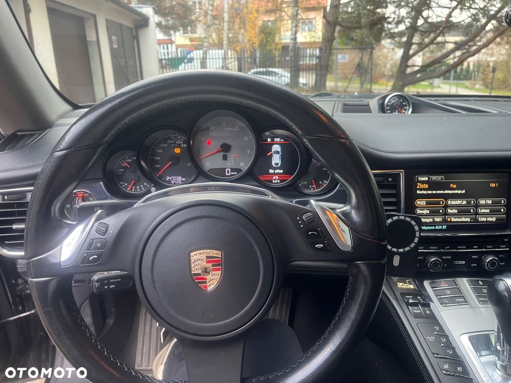 Porsche Panamera 4S - 15
