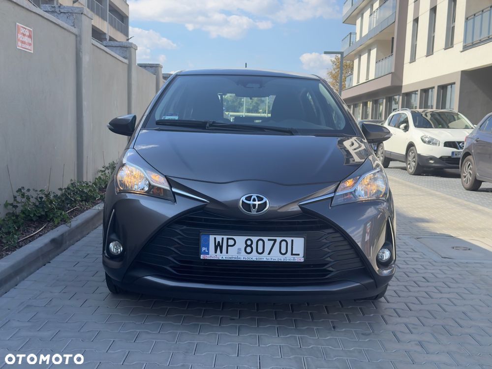 Toyota Yaris - 10