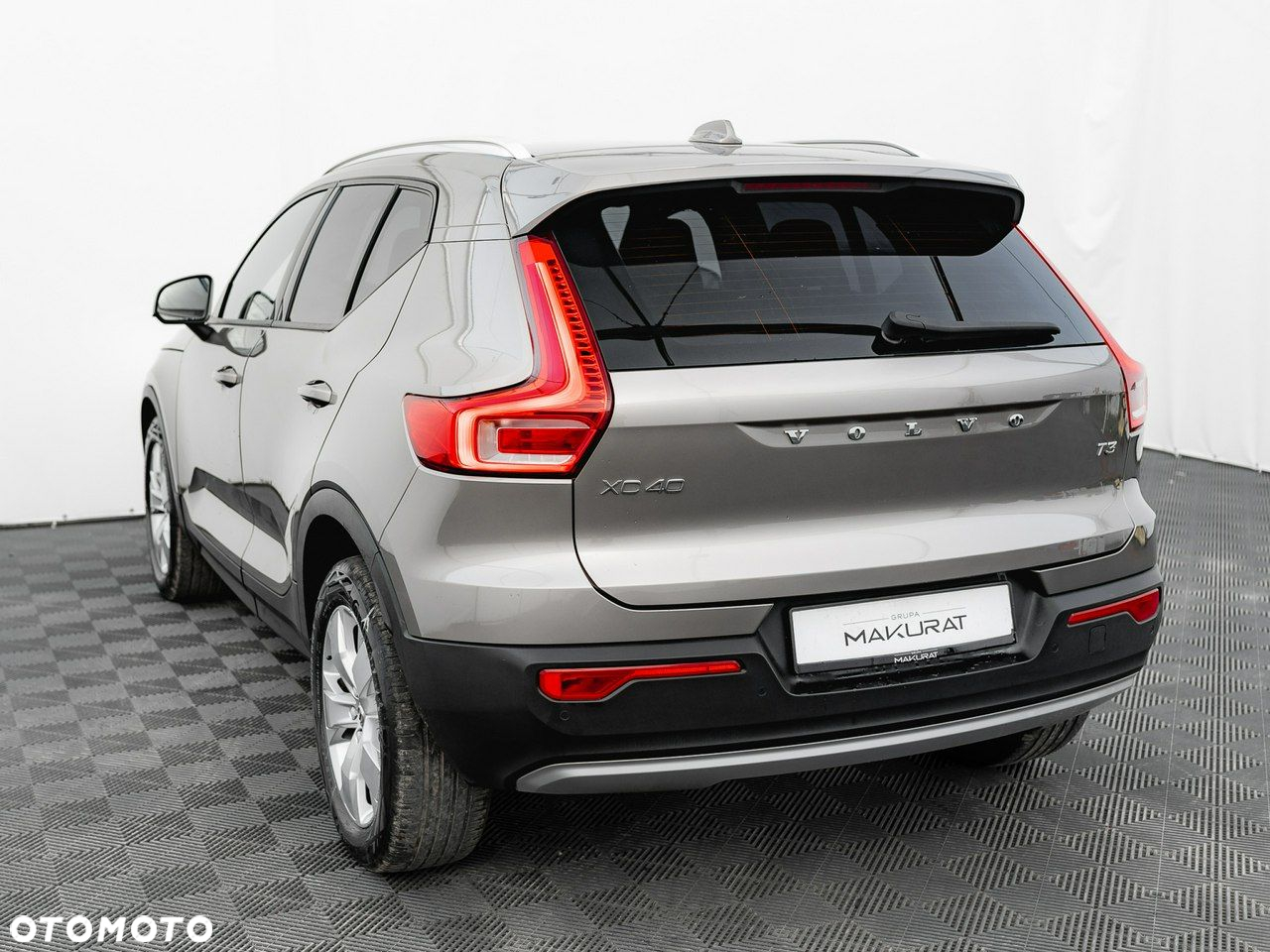 Volvo XC 40 T3 Momentum Pro - 5