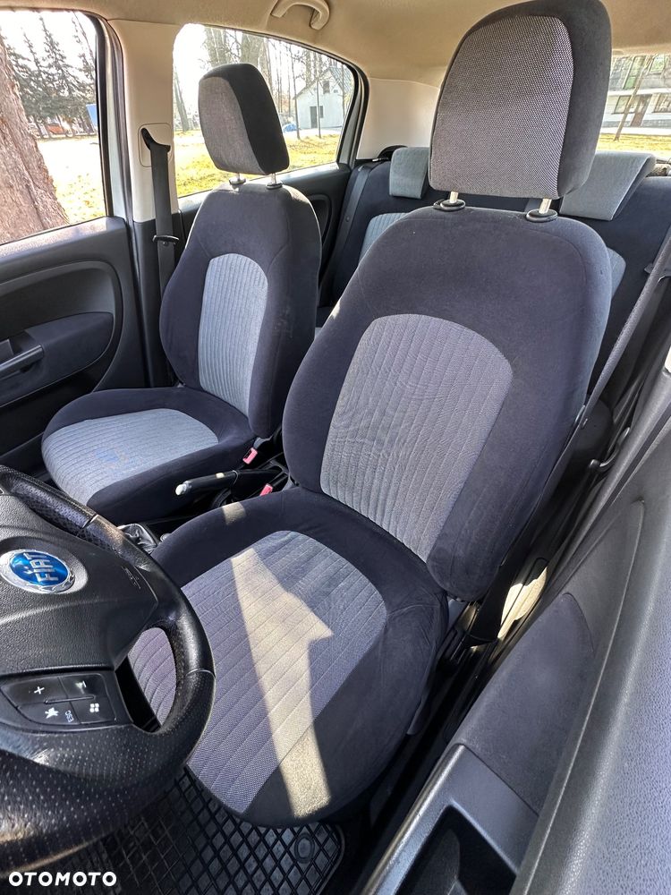Fiat Grande Punto - 18