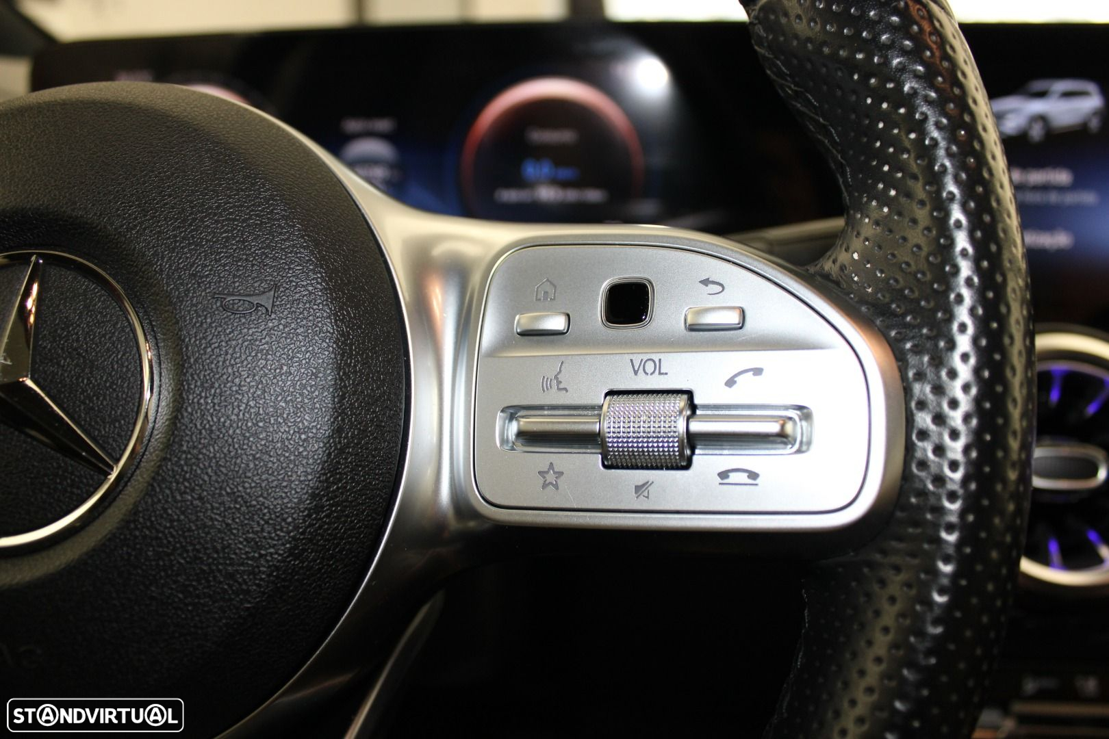 Mercedes-Benz EQB 350 4Matic AMG Line - 13