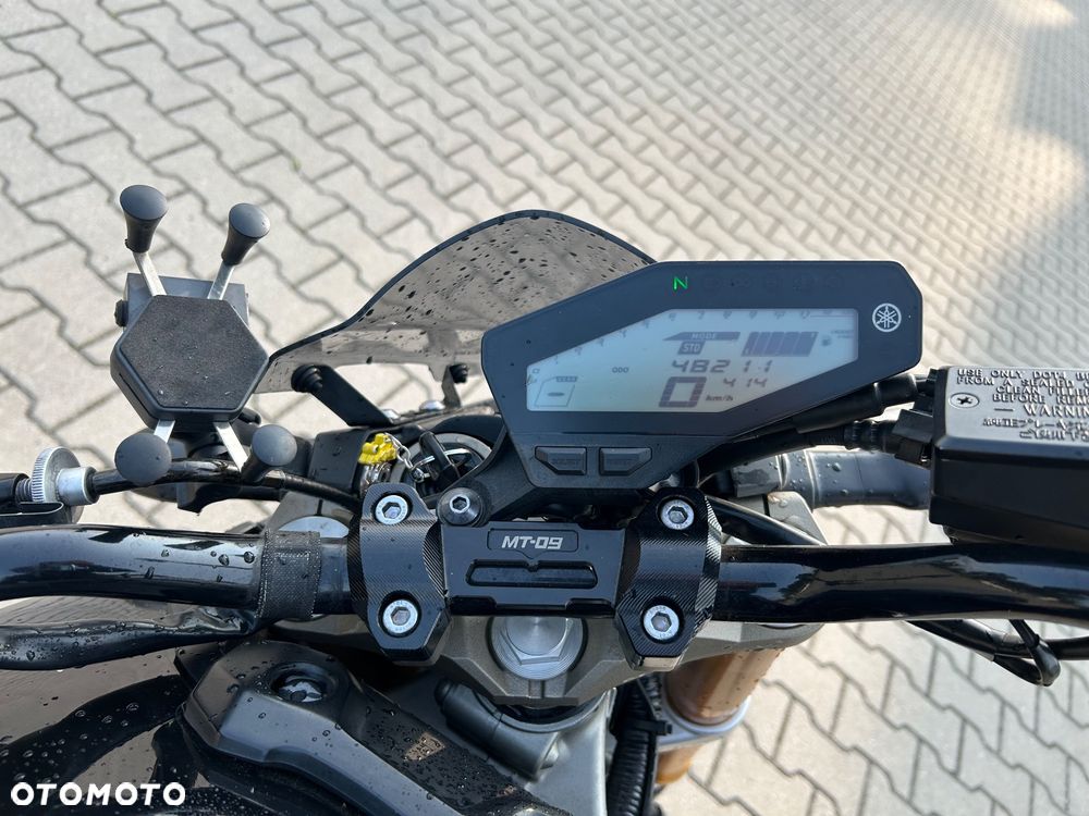 Yamaha MT - 8