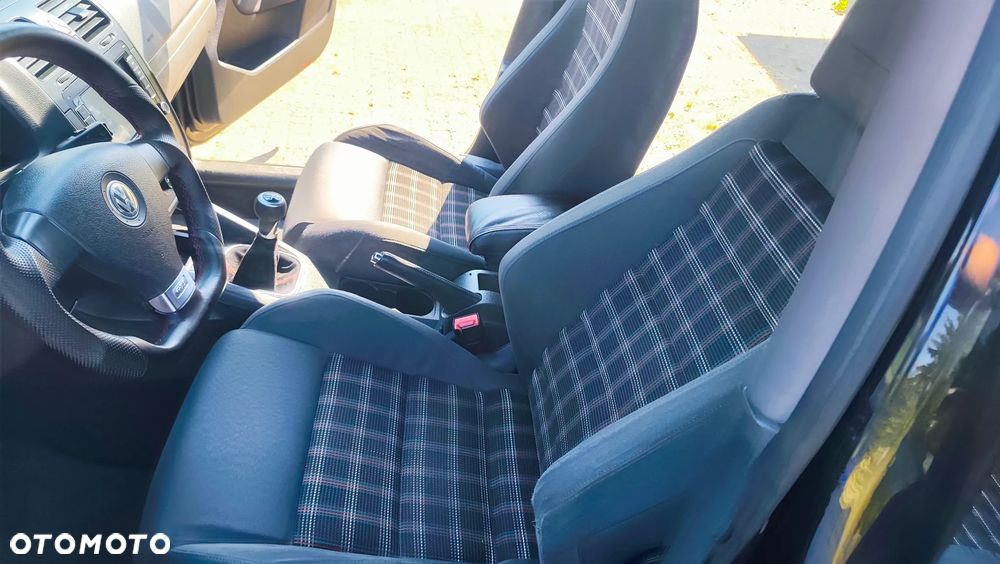 Volkswagen Golf 2.0 TSI GTI - 28