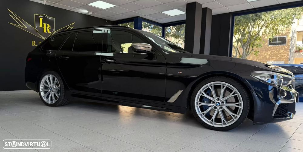 BMW M550d xDrive Touring Aut. — photo 3
