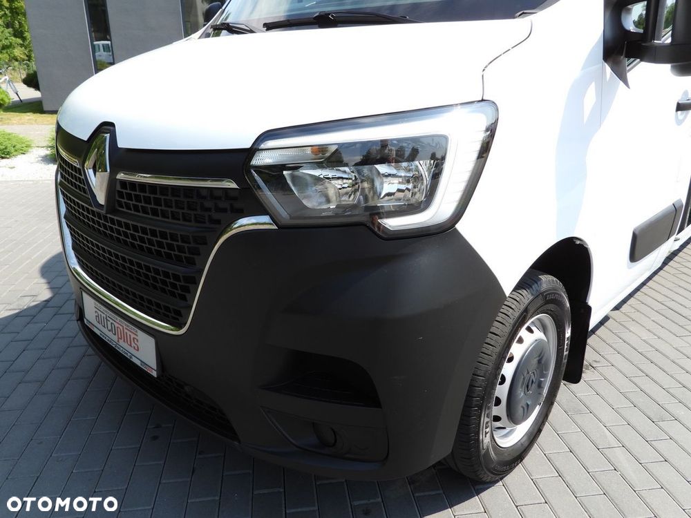 Renault MASTER KONTENER 8 PALET TEMPOMAT LEDY KLIMATYZACJA  165KM - 17