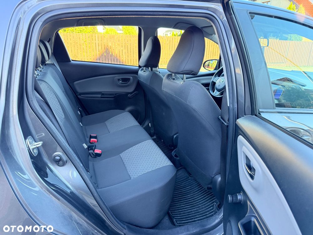 Toyota Yaris - 11