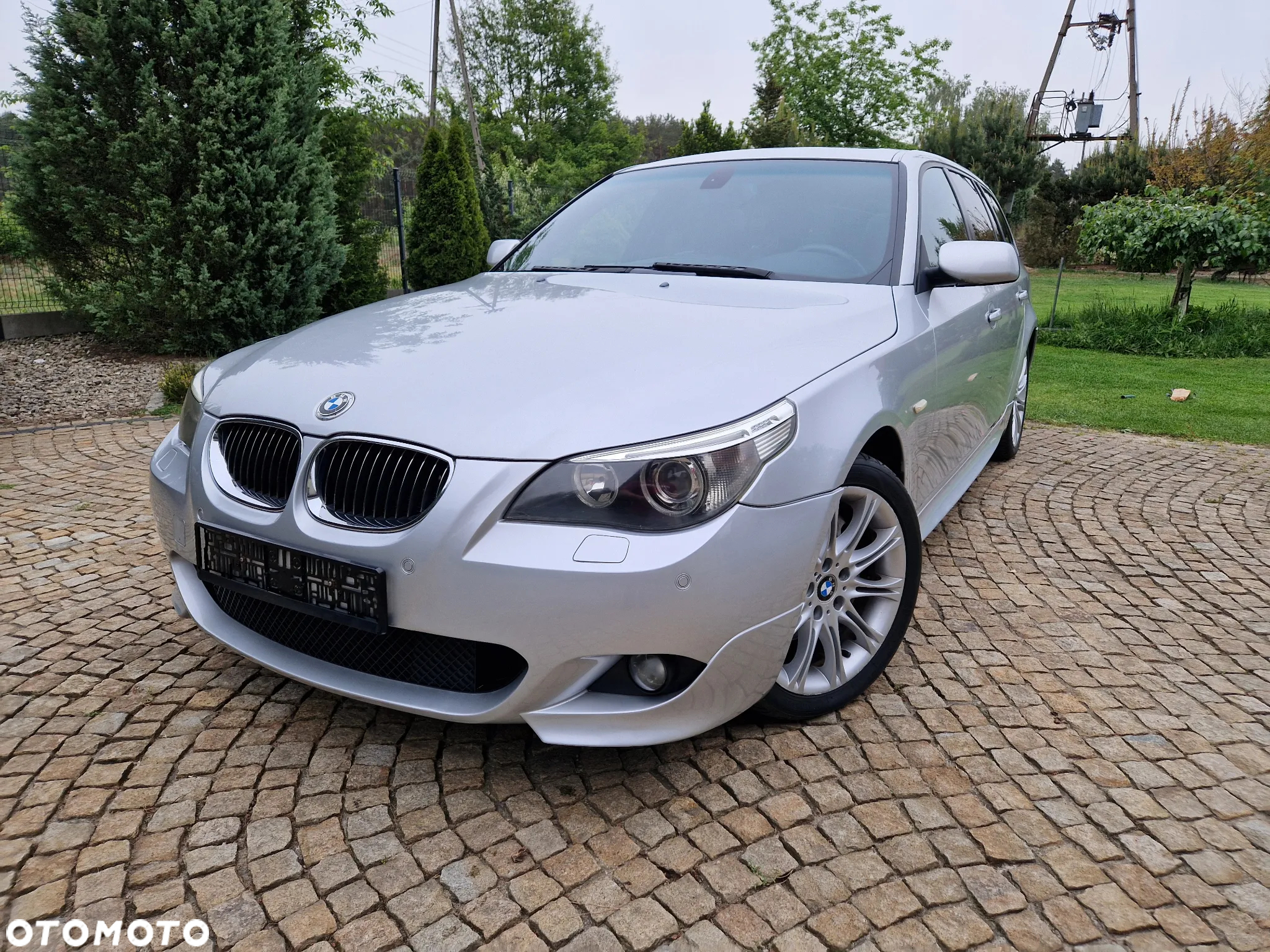 BMW Seria 5 530xd Touring - 3