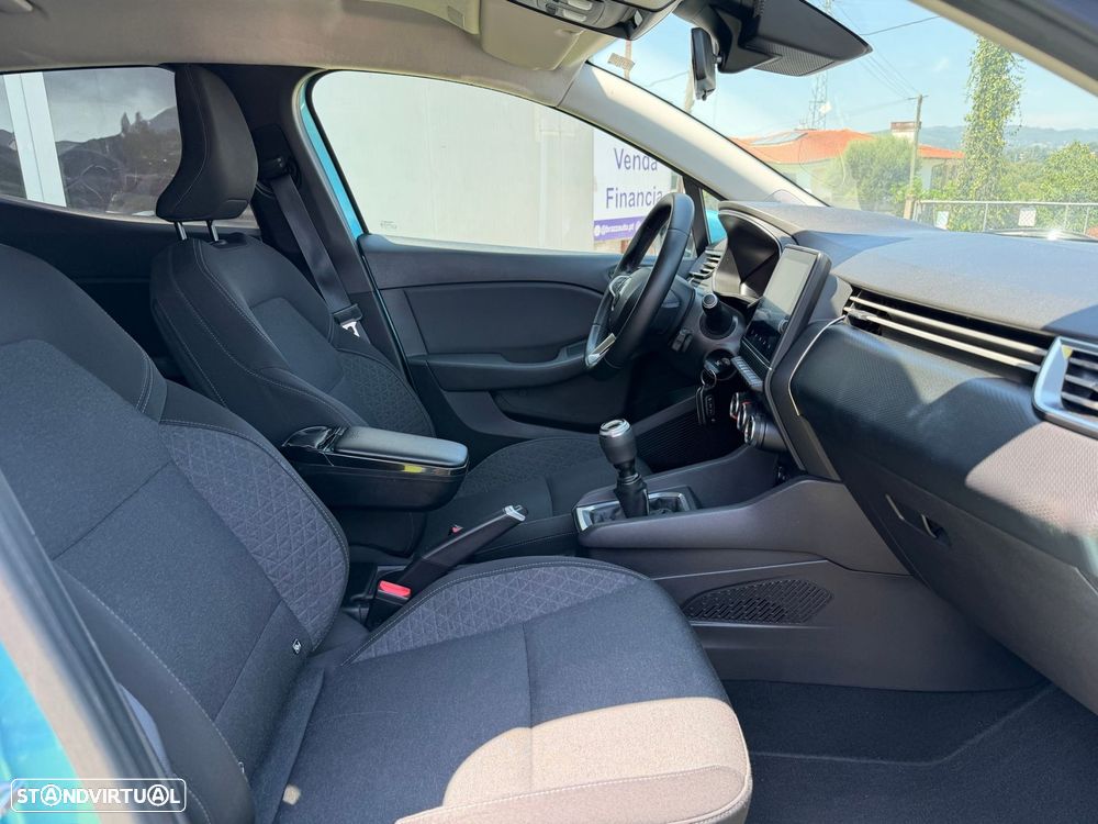 Renault Clio 1.0 TCe Exclusive - 27