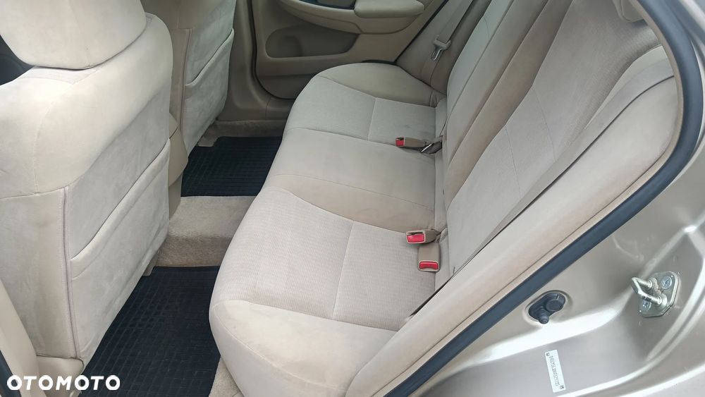 Honda Accord 2.4 LX - 16