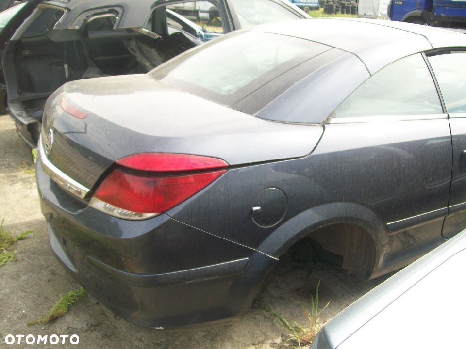 błotnik prawy tył astra cabrio - 1
