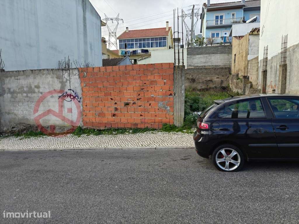 Terreno para construção de moradia isolada, na Pontinha - Grande imagem: 5/7