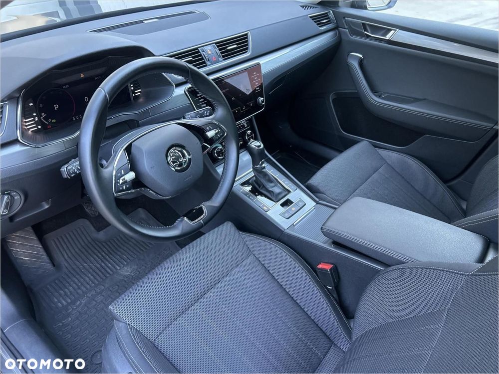 Skoda Superb 2.0 TDI SCR Ambition DSG - 15