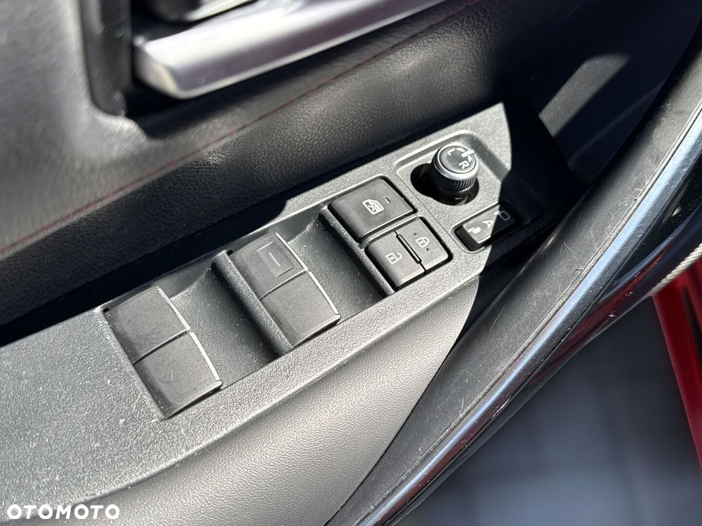 Toyota Corolla 2.0 Hybrid GR Sport Dynamic - 11