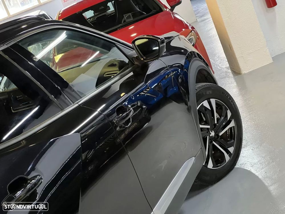 Peugeot e-2008 50 kWh Allure - 30