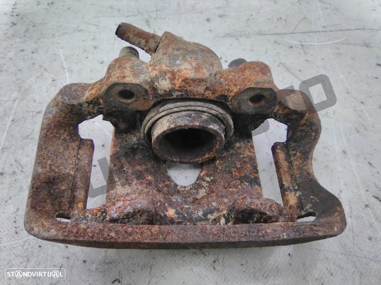 Bomba Travão Frente Esquerda  Vw Polo Ii (86c) [1981_1994] 1.3 - 5