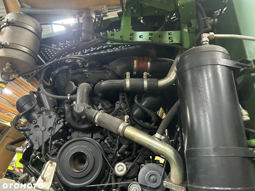 Krone BigX 600 - 14
